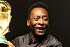 巴西著名中场球员排名前十：里卡多仅排第五，第一是球王贝利